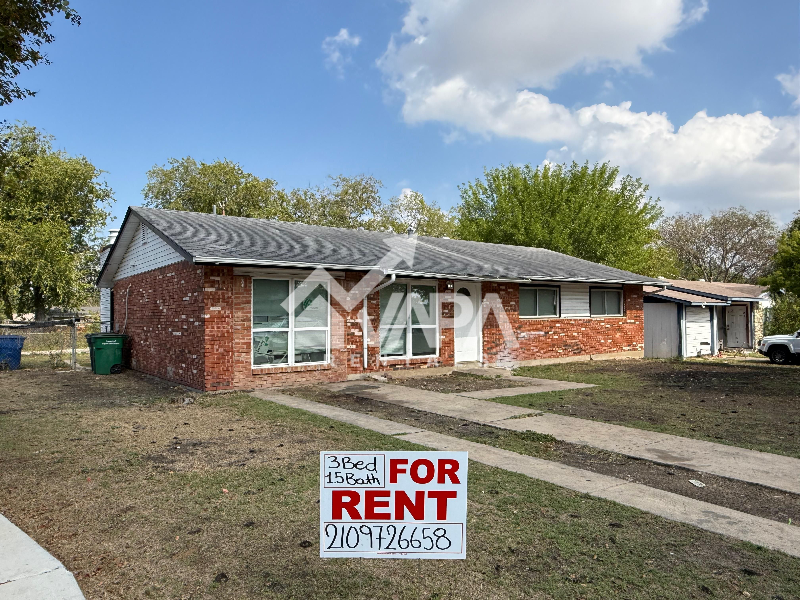San Antonio House: 5819 Stonybrook