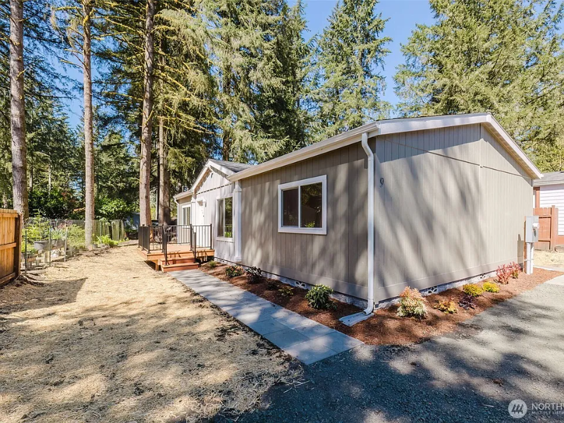 Tumwater House: 2535 70th Ave SW