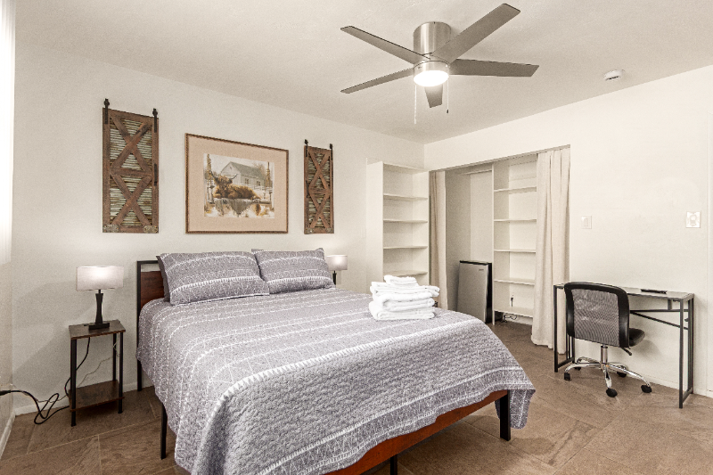 Tempe House: 1328 W 6th Street