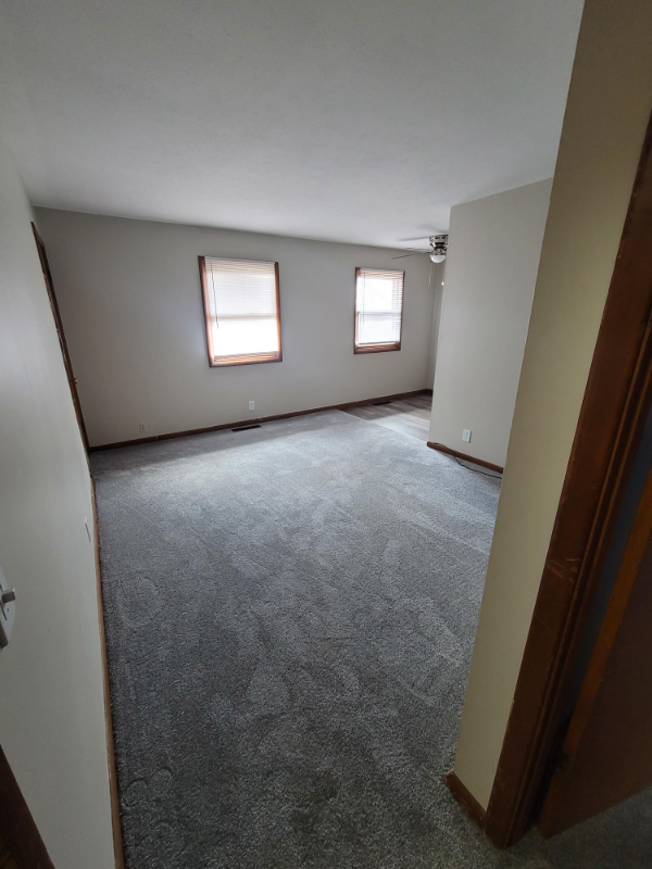 North Canton Townhome: 319 Pershing Ave NE