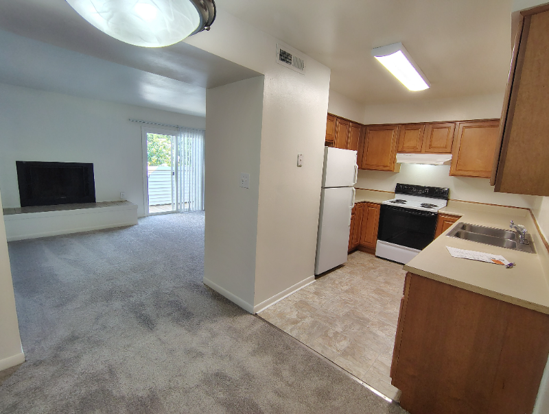 Lynchburg Apartment: 600 Reusens Road