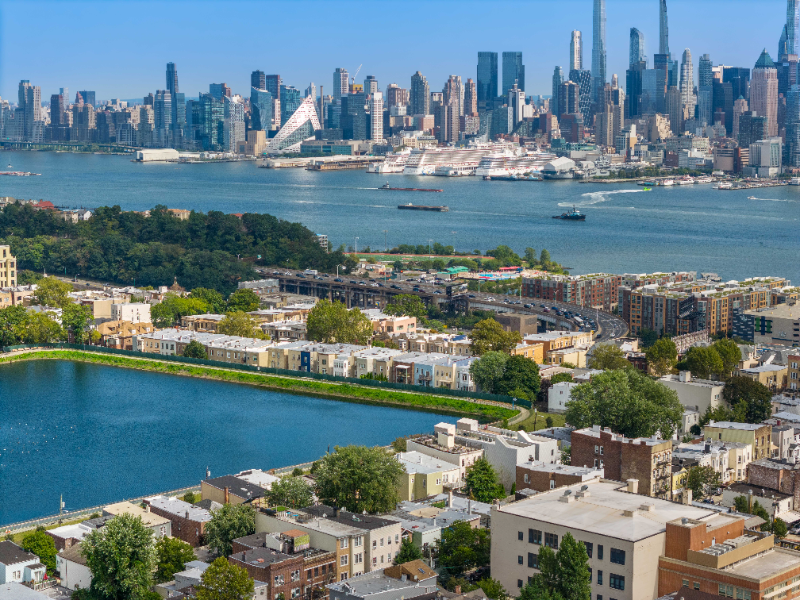 Union City Condo: 180 19th St