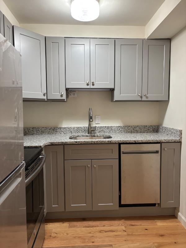 Philadelphia Apartment: 2610 South Street