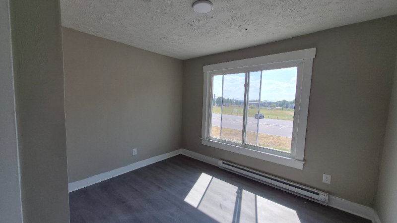 Dayton Multiplex: 912 Riverview Terrace