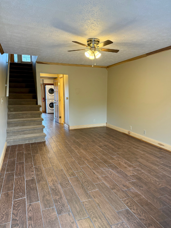 Huntington Apartment: 1616 Spring Valley Drive