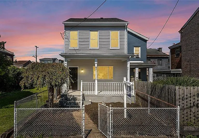 Pittsburgh House: 4923 Butler St