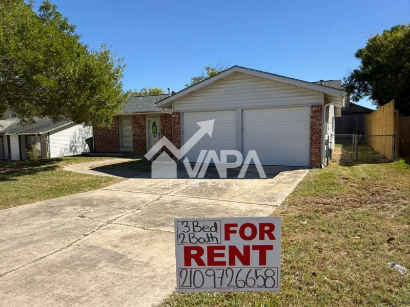 Live Oak House: 7814 Hollow Oak