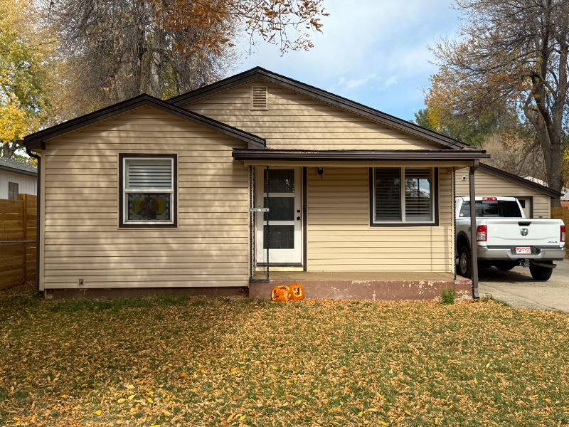 Fort Collins House: 2424 W Mulberry Street