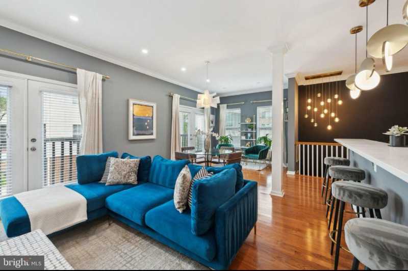 Washington Condo: 401 Woodcrest Dr SE