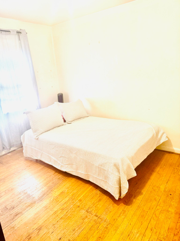 Temple Hills Townhome: 4115 23rd Place