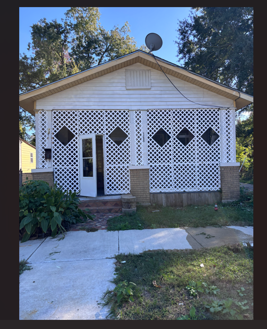 Baton Rouge House: 1236 Louisiana Ave