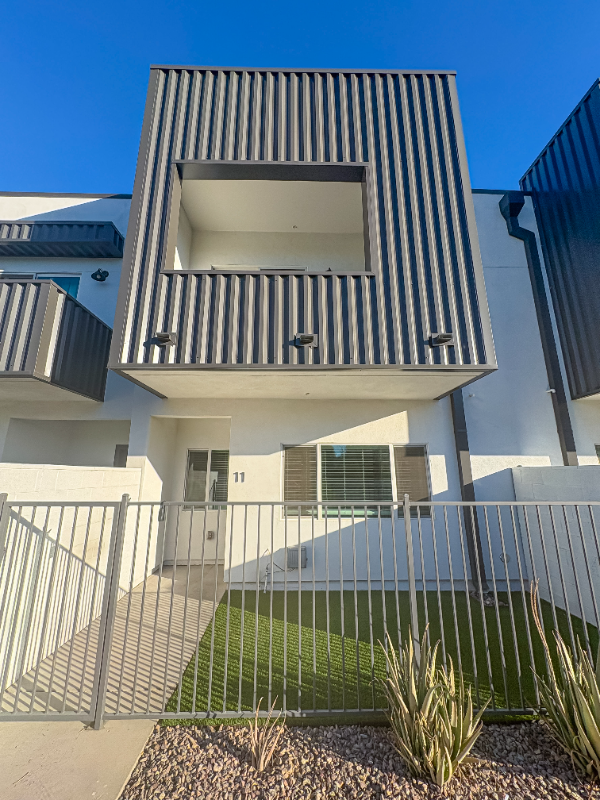 Phoenix Townhome: 3301 N 18th St