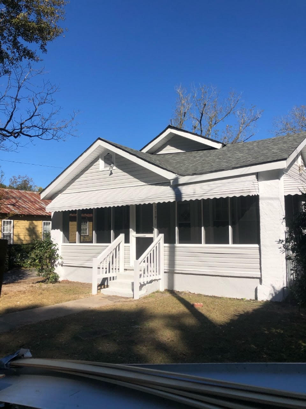 Sylvania House: 319 Railroad St.