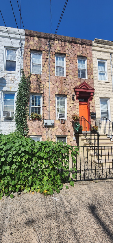 Jersey City Apartment: 276 Grant Ave