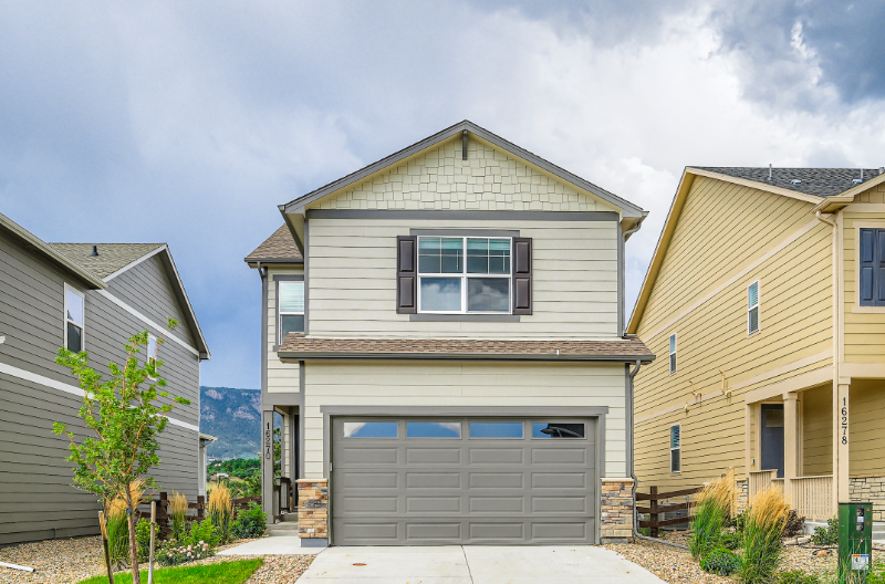 Monument House: 16270 Mountain Flax Drive