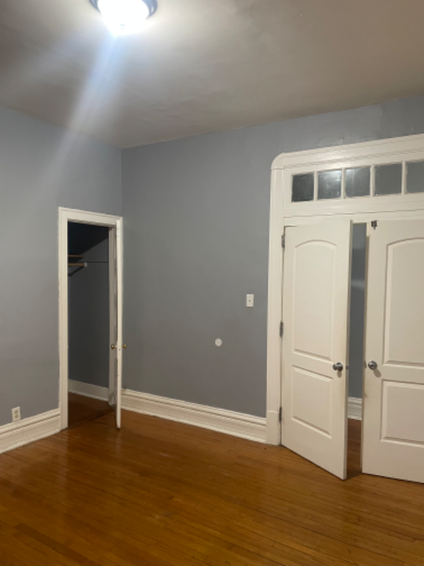 Chicago Apartment: 7642 S Eggleston