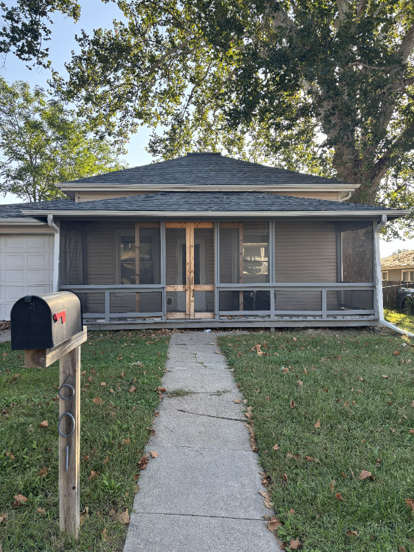 Plattsmouth House: 601 S 6th St