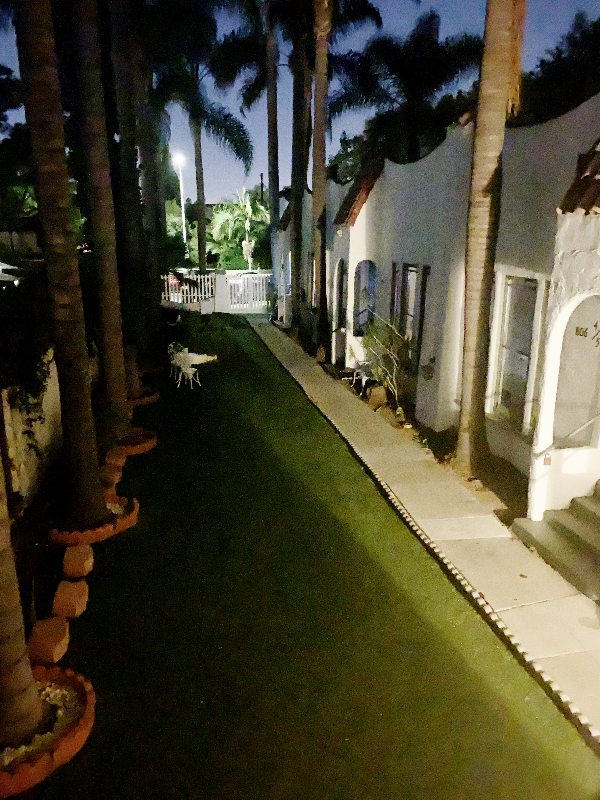 los angeles Apartment: 806 4/5 poinsettia pl