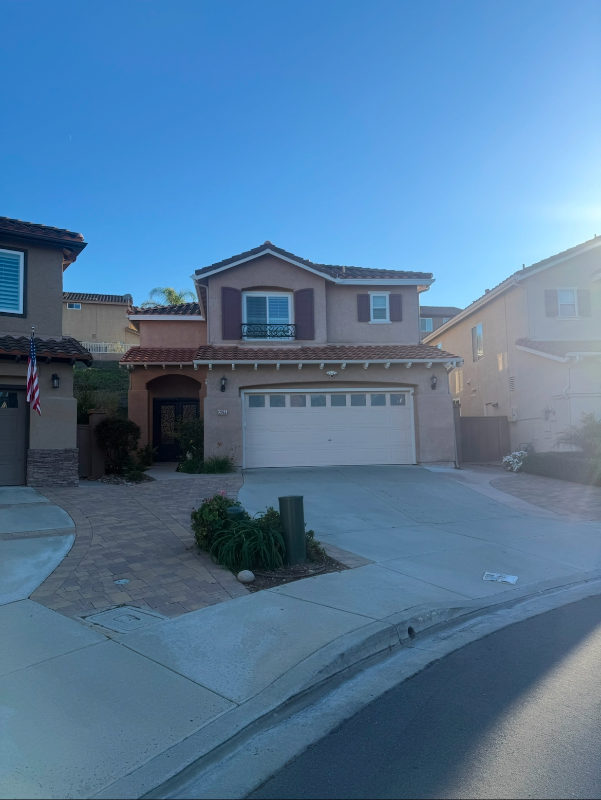 San Diego House: 12065 Cassini court