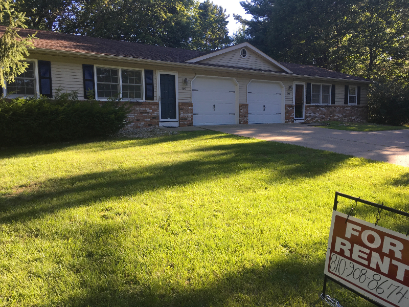 Flushing Townhome: 9019 Saddlehorn Dr