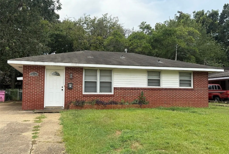 Montgomery House: 2030 Windsor Avenue