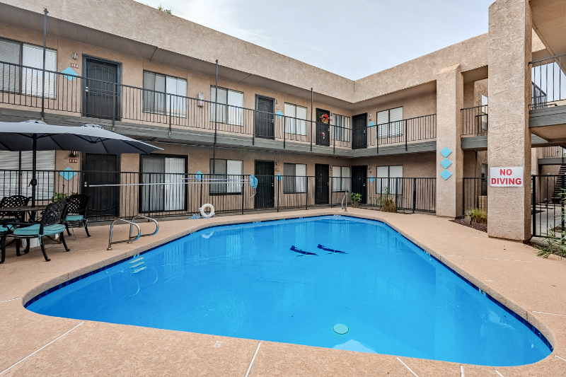Phoenix Apartment: 3816 E. McDowell Road