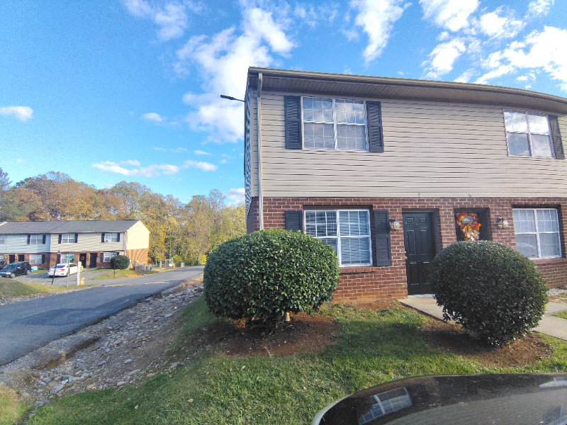 Lynchburg Townhome: 74 Ferguson Dr