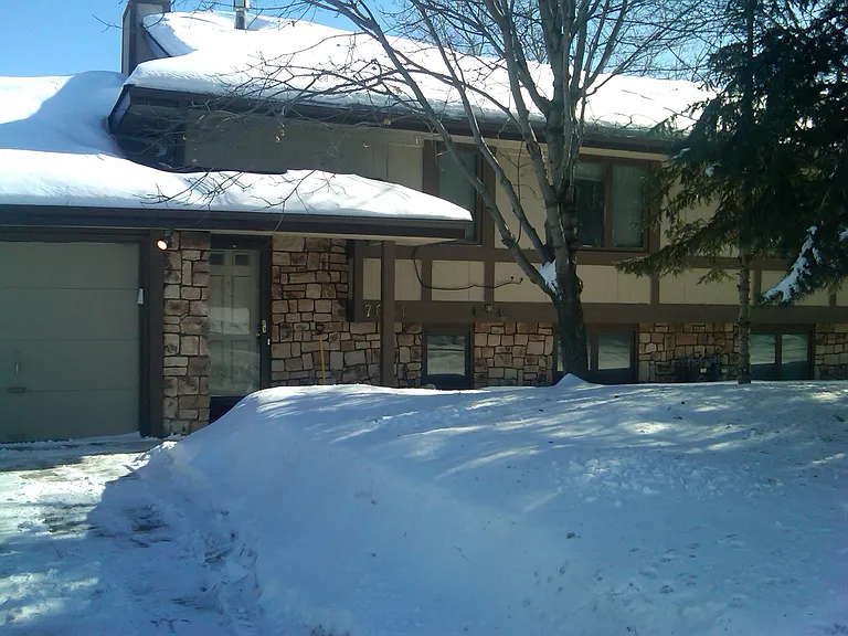 Edina House: 7021 McCauley Tr.