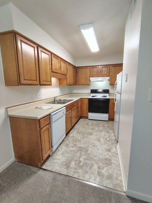 Lynchburg Apartment: 600 Reusens Road