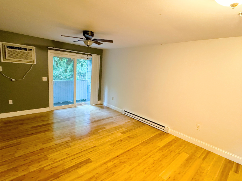 Manchester Condo: 92 Eastern Ave