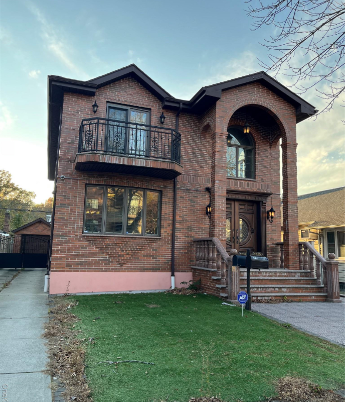 Bayside House: 69-68 229 st