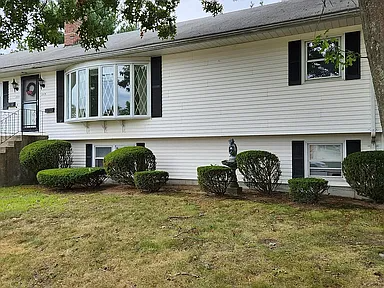 Warwick Multiplex: 253 Elm St