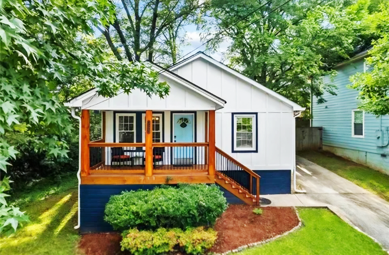 Atlanta House: 953 Garibaldi St SW