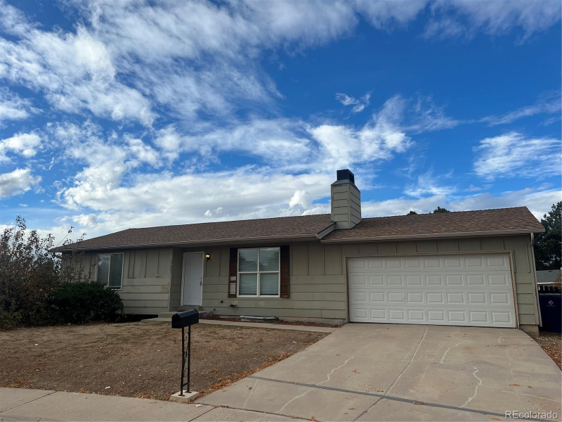 Aurora House: 17403 E Louisiana Avenue,