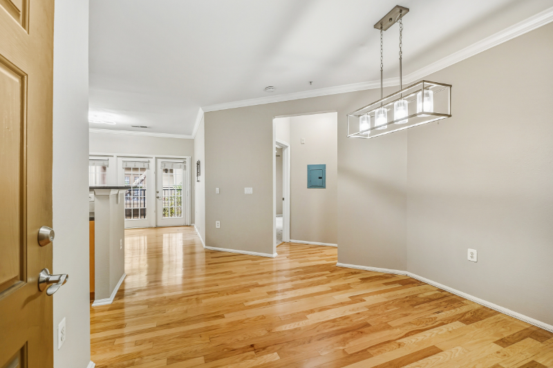 North Bethesda Apartment: 11800 Old Georgetown Rd APT 1323