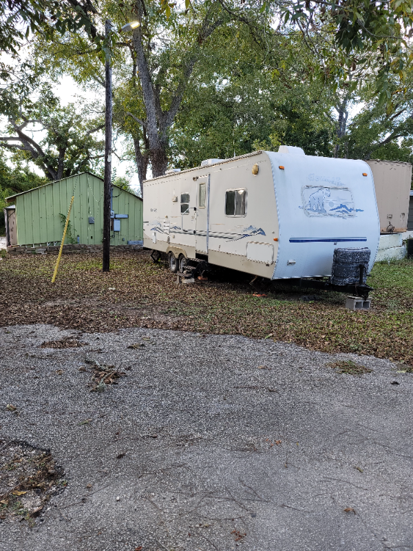 Gonzales House: 446 CR 90B #41