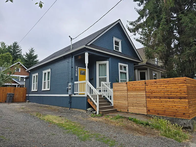 Portland House: 2428 NE Rodney Avenue