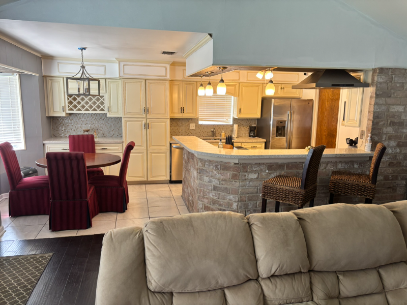 Houston Multiplex: 9319 Rentur Dr.