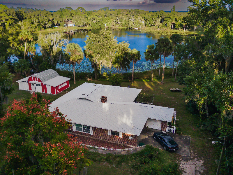 Sanford House: 3481 Whitner Way