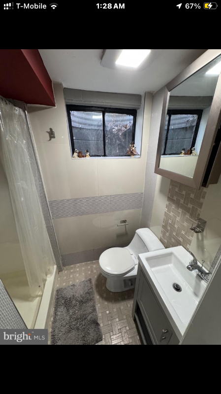 Temple Hills House: 3419 27th ave