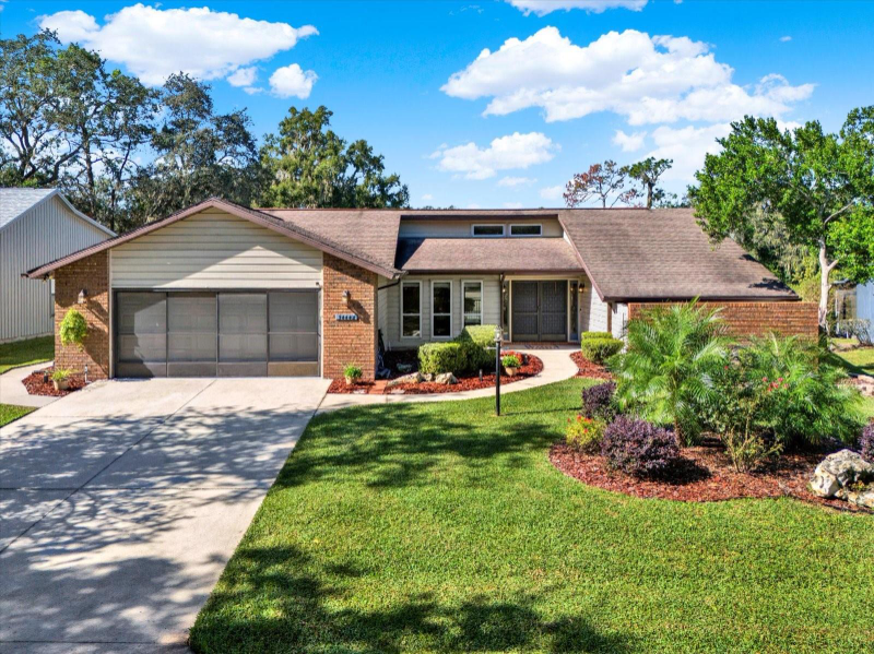 Dade City House: 34448 CEDARFIELD DR