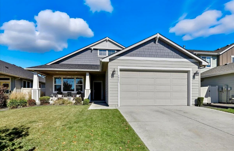 Coeur D Alene House: 3041 W Pascal Dr