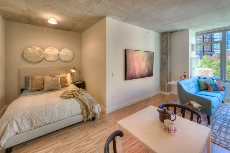 Chicago Condo: 160 N Desplaines