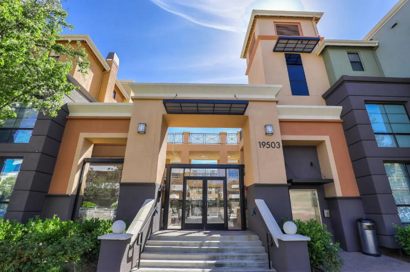 Cupertino Condo: 19503 Stevens Creek Blvd