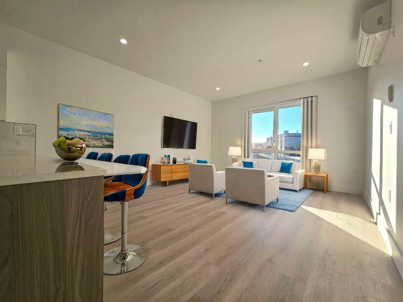 newark Apartment: 19 Livingston St