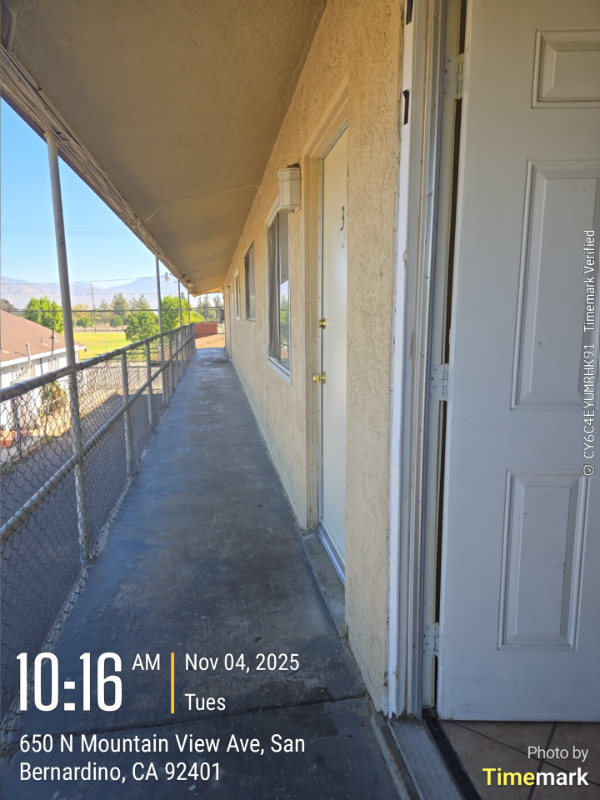 san bernardino Apartment: 650 n mountain view