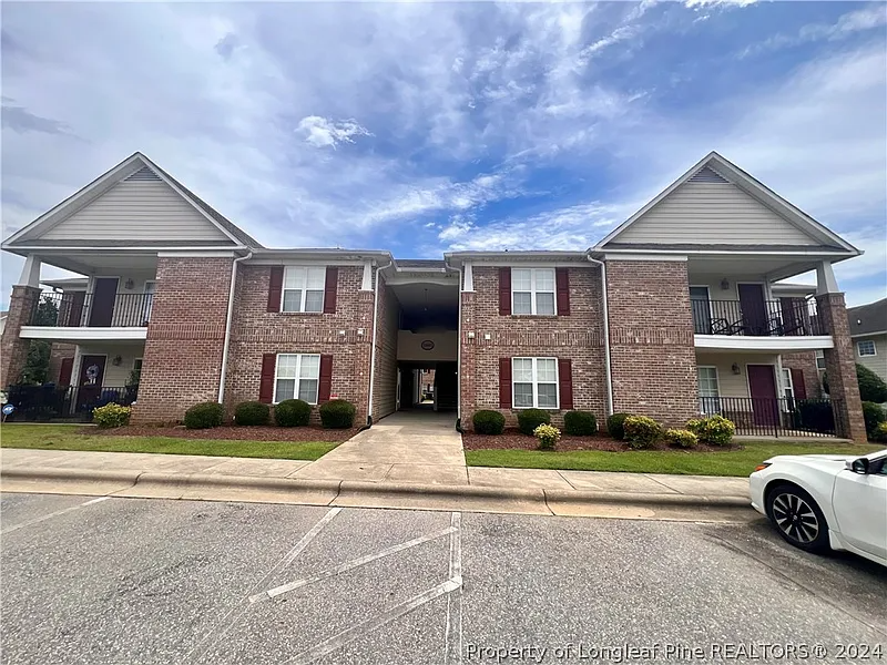 Fayetteville Condo: 1841 Balmoral Dr