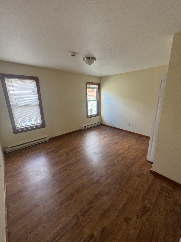 southbridge Apartment: 231 Mechanic St