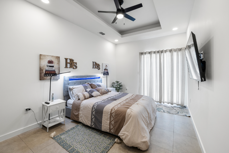 MCALLEN Townhome: 2625 Wabler Avenue