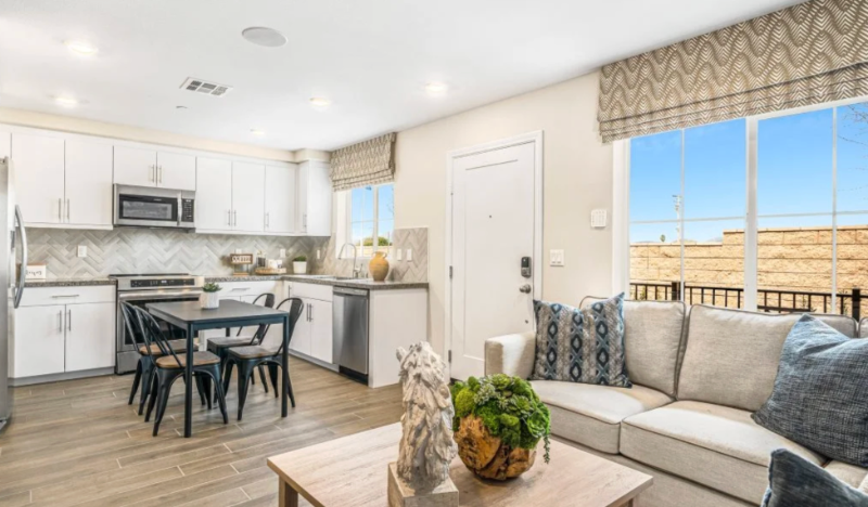 Riverside Townhome: 7392 Fig Grove Lane